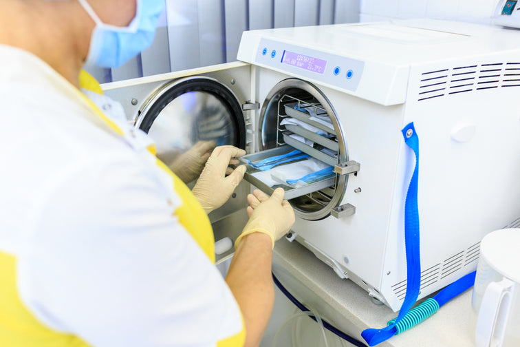 Can You Autoclave Empty Glassware And Plastic?